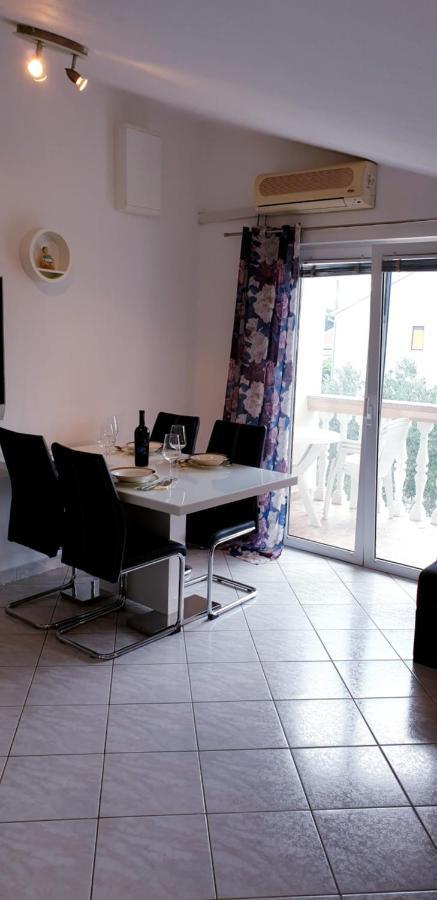 Apartment Antonio Biograd Na Moru Exterior photo