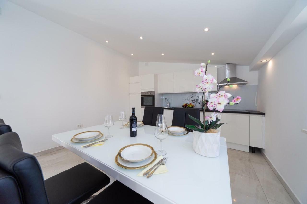 Apartment Antonio Biograd Na Moru Exterior photo